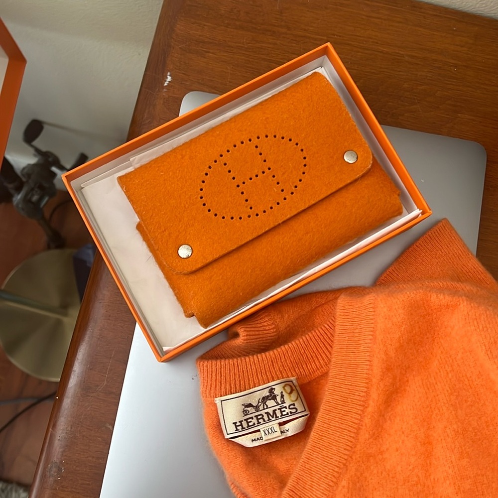 Hermès Felt pouch 🧡